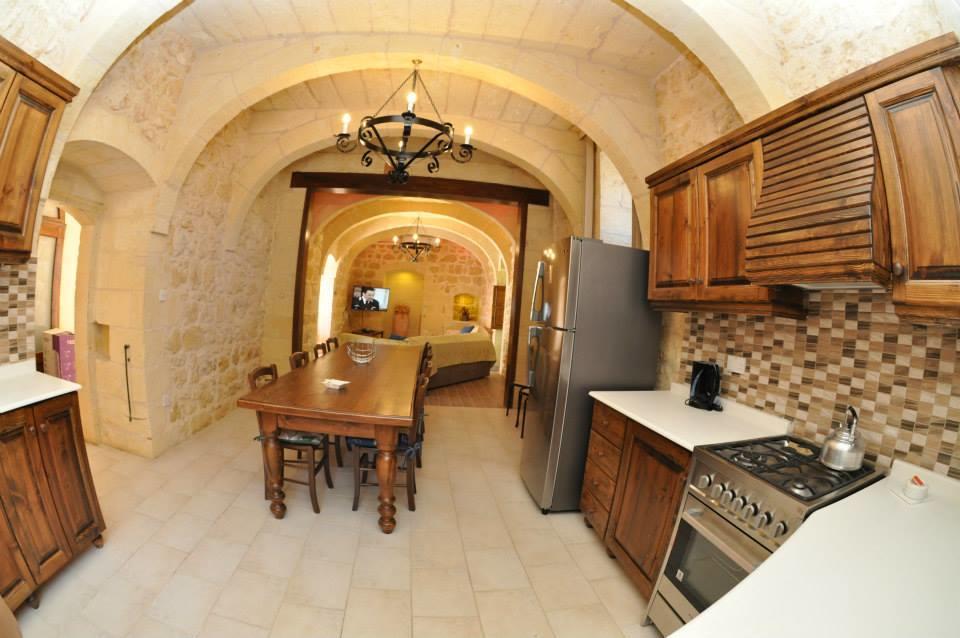 Mikiel U Rosa Holiday Farmhouse With Large Private Pool Zebbug  Extérieur photo