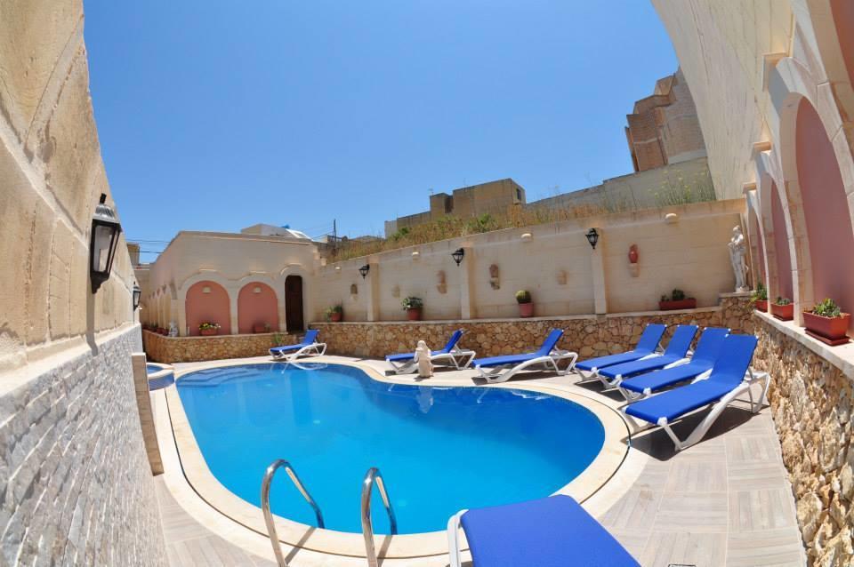 Mikiel U Rosa Holiday Farmhouse With Large Private Pool Zebbug  Extérieur photo